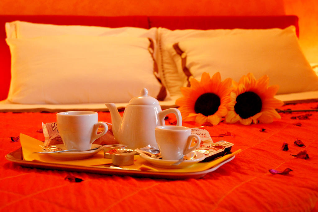 B&B Fantar House Carbonia Habitación foto